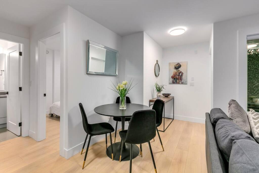 Guest Suite In South Surrey Eksteriør bilde